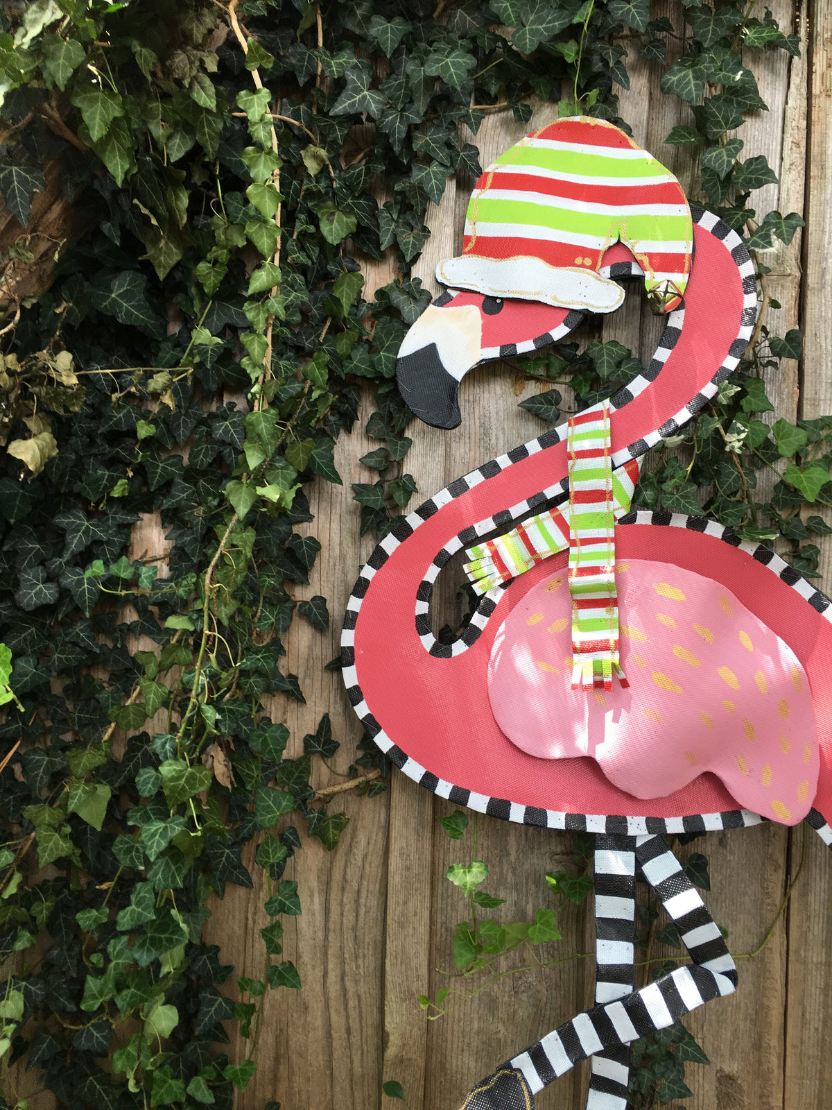 CHRISTMAS DOOR DECOR / Screen Wire Christmas Flamingo Door Hanger Wreath with Red and Green Stripe Hat and Scarf