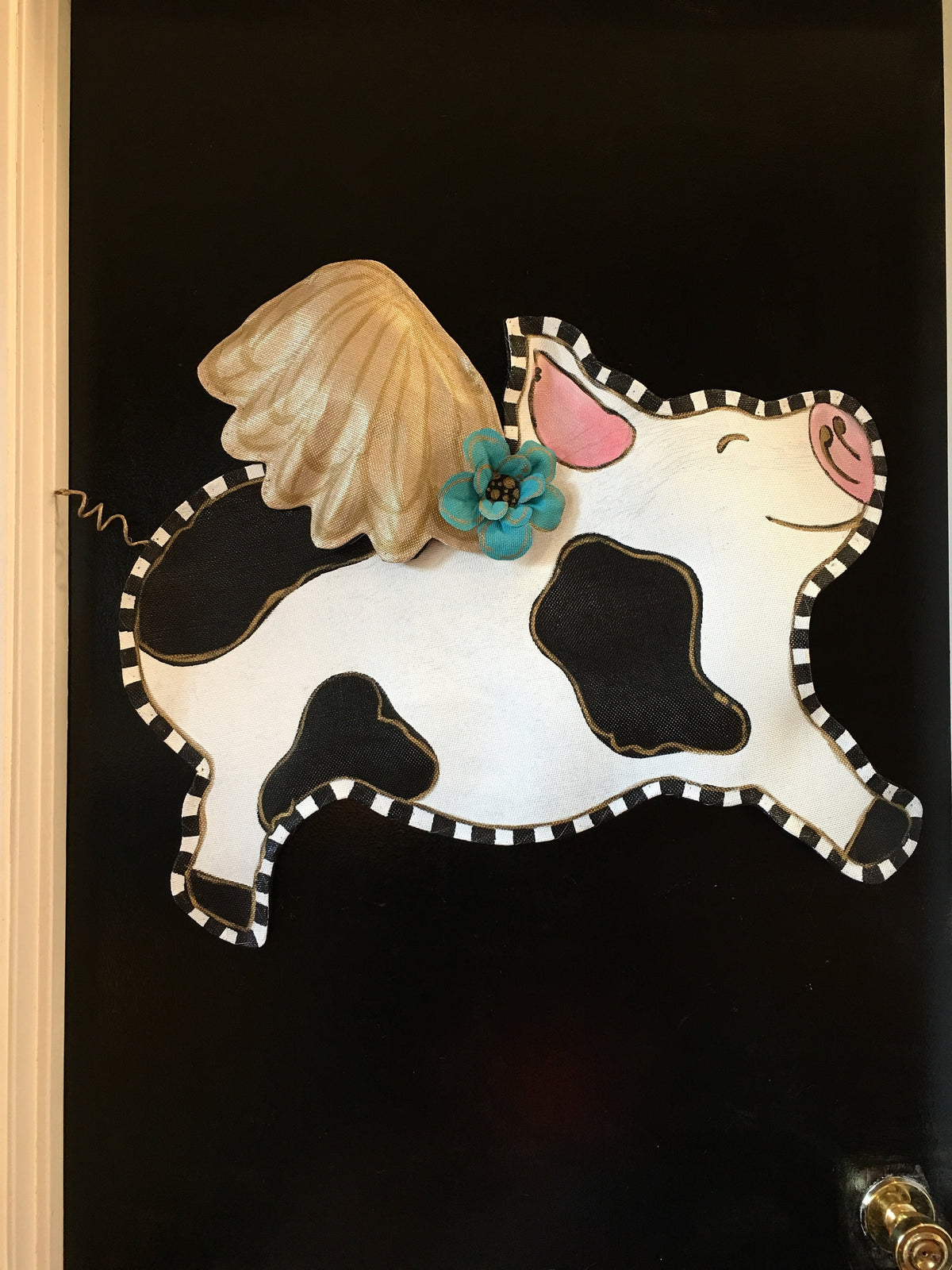 Spring Door HangerScreen Wire Black and White Spotted Flying Pig with Check Border Door Hanger Wreath Wall Decor