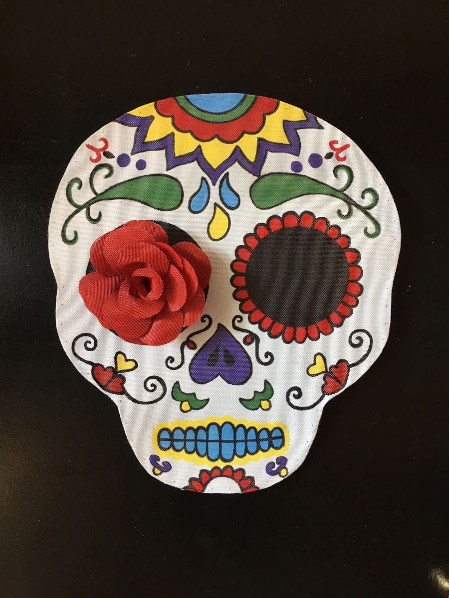 HALLOWEEN DOOR DECOR / Screen Wire Halloween Sugar Skull Door Hanger Wreath Decoration