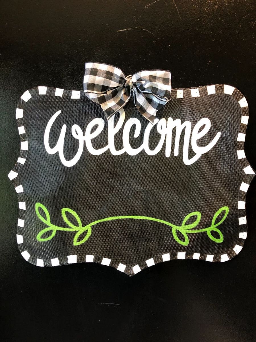 Screen Wire Black with Check Border Magnet Welcome Door Hanger with Magnetic Attachment Options Wreath Decor
