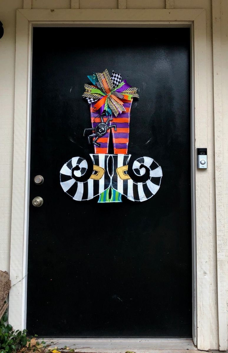 HALLOWEEN DOOR DECOR ? Super Sized Screen Wire Witches Boots and Stockings with Bright Bow Doornament Door Hanger Wreath