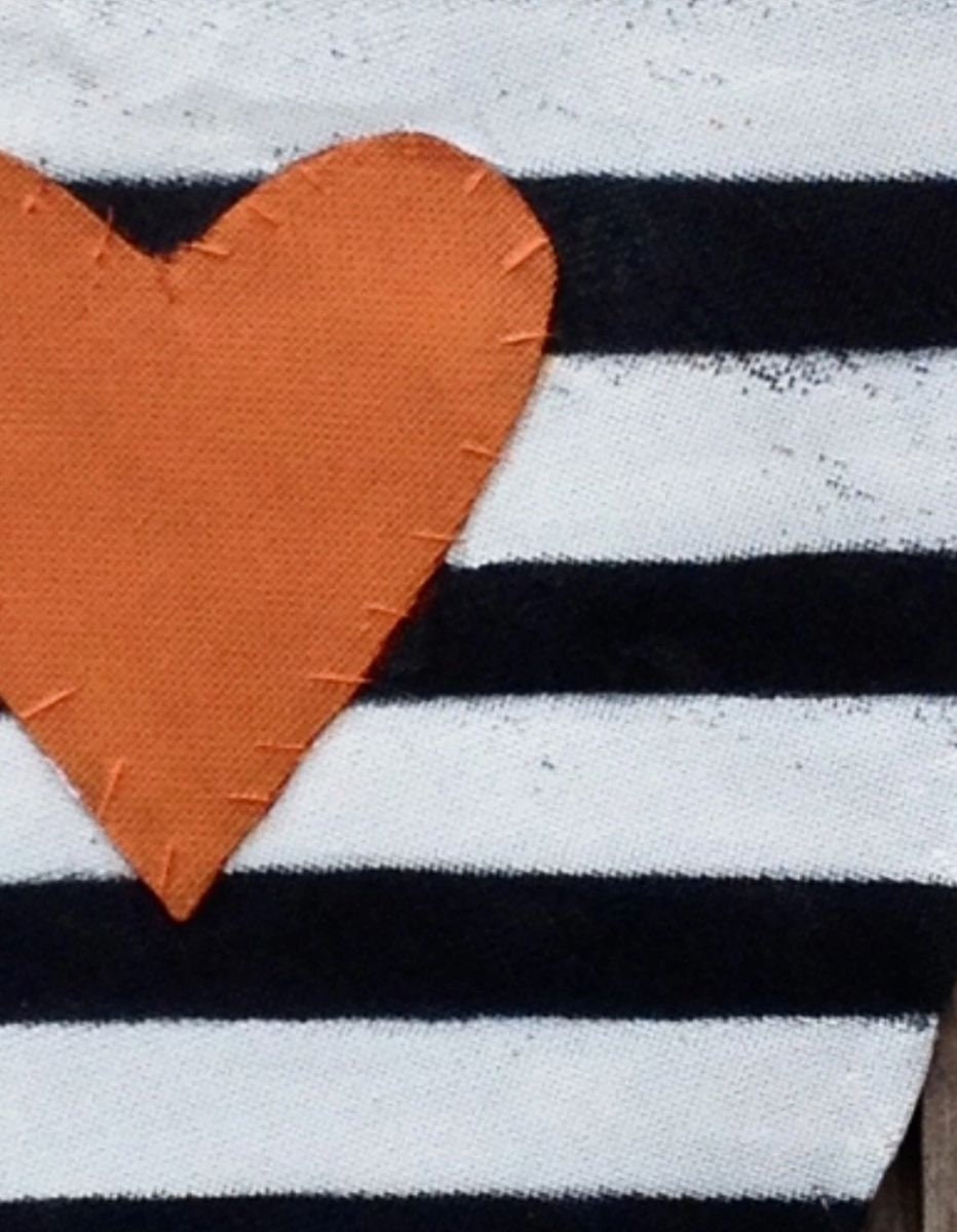 FALL DOOR DECOR / Screen Wire Black and White Striped Heart with Orange Wings and Heart Doornament