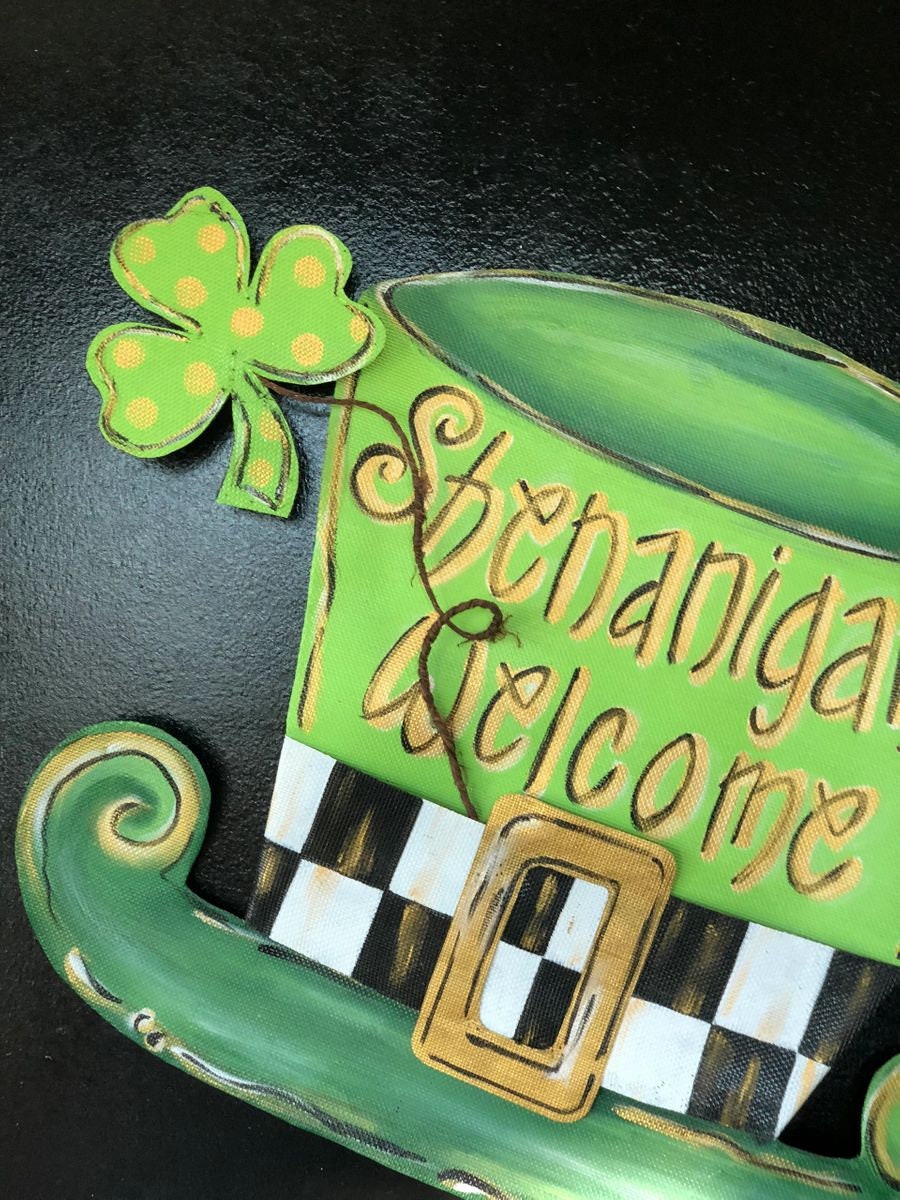 Screen Wire St. Patrick’s Day Hat With Clover and “Shenanigans Welcome”