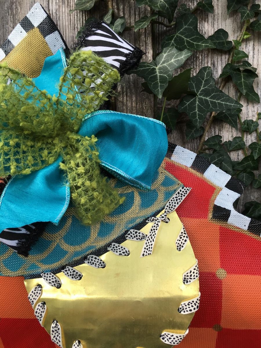 FALL DOOR DECOR / Screen Wire Fall Large Leaf With Checkered Orange Detail and Whimsical Acorn Doornament