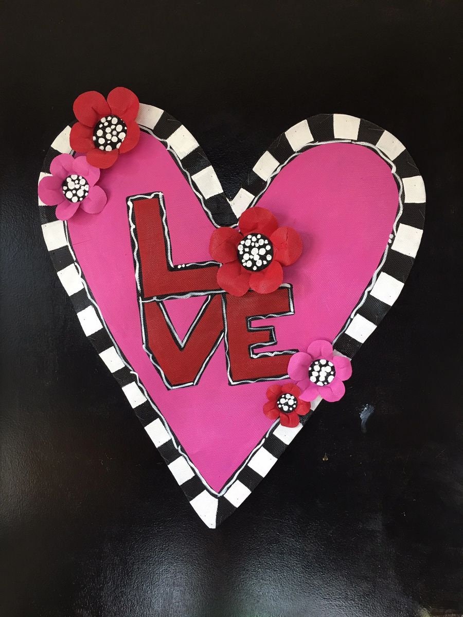 VALENTINES DOOR DECOR / Pink and Red “Love” Heart with Black and White Checkered Border and Flowers Doornament Door Hanger Wreath Decor