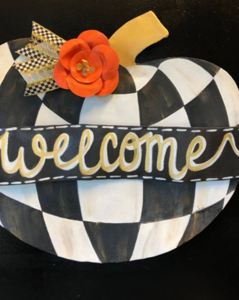 FALL DOOR HANGER / Screen Wire Thanksgiving Door Hanger, Pumpkin Door Hanger, Welcome Pumpkin Door Hanger