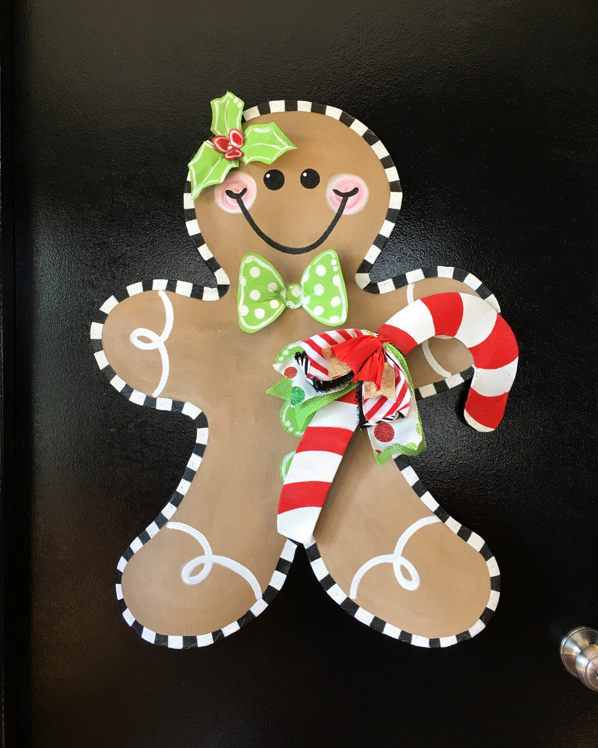 CHRISTMAS DOOR DECOR / Screen Wire Whimsical Christmas Gingerbread Man with Candy Cane Doornament Door Hanger Wreath