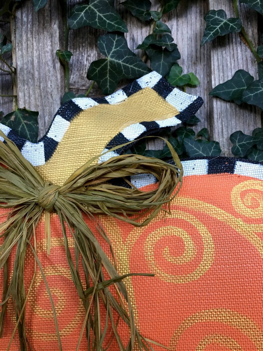 FALL DOOR DECOR / Screen Wire Personalized Black and White Checkered Border Pumpkin Door Hanger Doornament