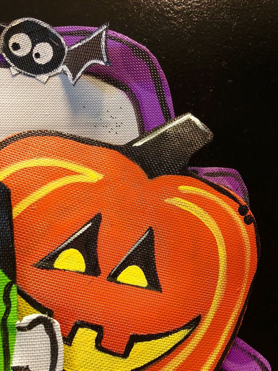 HALLOWEEN DOOR DECOR / Screen Wire Halloween Old Timer Truck with Ghost, Witch, Frankenstein, and Pumpkin Doornament Door Hanger