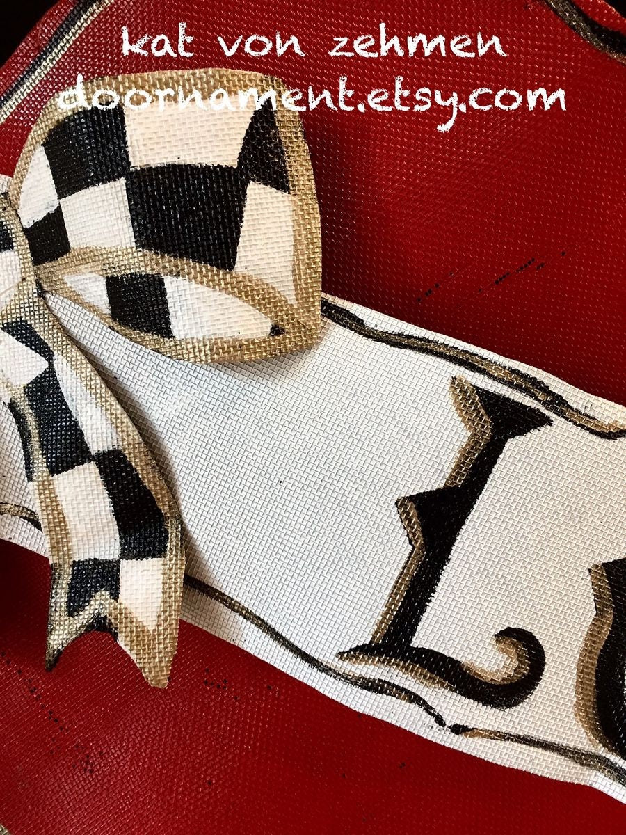 VALENTINES DOOR DECORScreen Wire Valentines Day Heart with LOVE Banner and Black and White Check Bow Doornament Door Hanger Wreath Decor