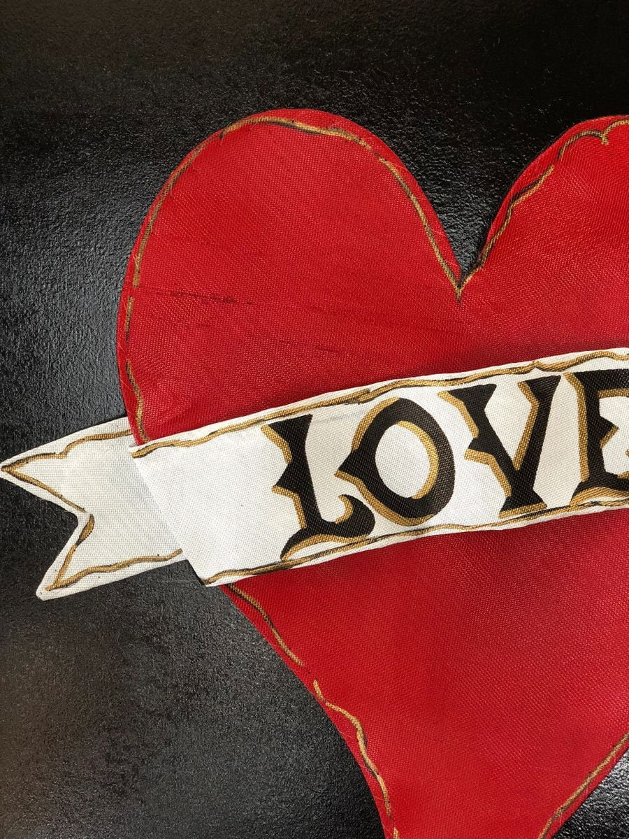VALENTINES DOOR DECOR / Screen Wire Long Valentines Heart with Personalized Banner Doornament Door Hanger Wreath Decor