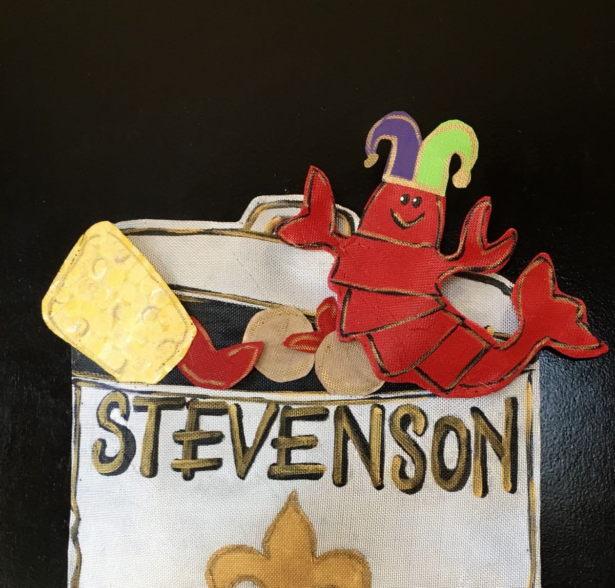 MARDI GRAS DOOR Decor / Screen Wire Large Personalized Pot of Cajun Crawfish Boil  Door Hanger Wreath Door Decoration