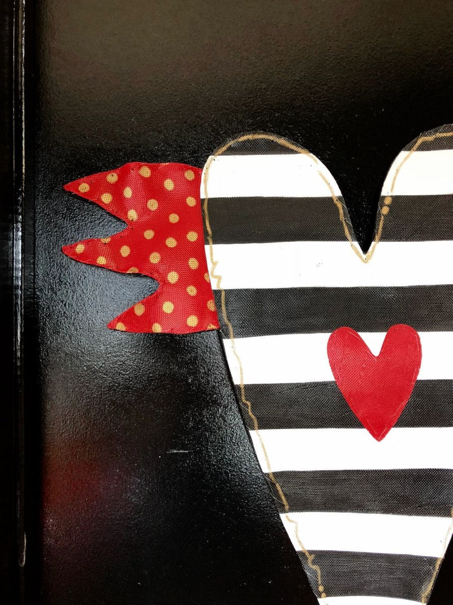 VALENTINES DOOR DECOR / Screen Wire Black and White Striped Valentines Heart with Gold Polka Dot Wings Door Hanger Wreath, Door Decoration