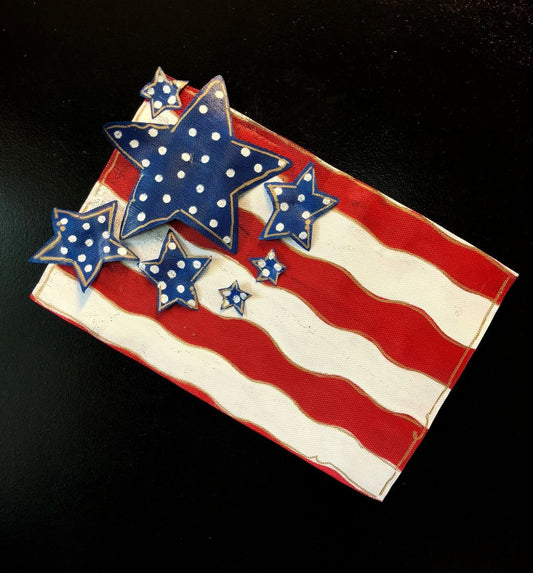 Screen Wire Patriotic Independence Day July 4th Stars and Stripes Flag Doornament Door Hanger Wreath