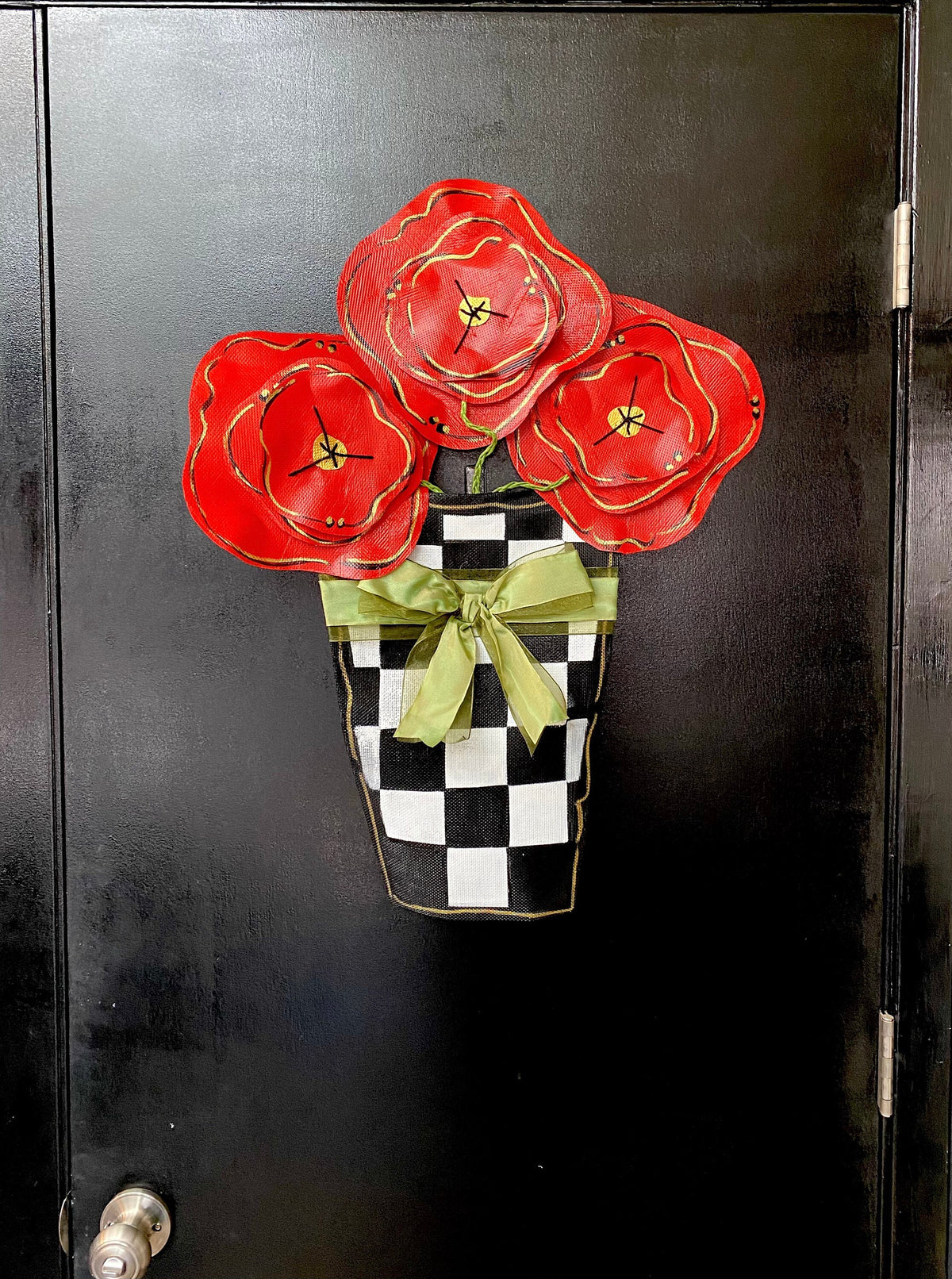 Aluminum Screen Spring Door Hanger / Whimsical Bright Poppies in Black and White Check Pot with Green Ribbon Bow Wreath