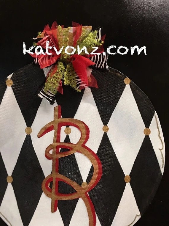 CHRISTMAS DOOR DECOR / Aluminum Screen Wire Whimsical Personalized Christmas Door Hanger Wreath Ornament with Ribbon